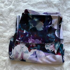 4/$20 🙈 NWOT Old Navy Floral Print Leggings